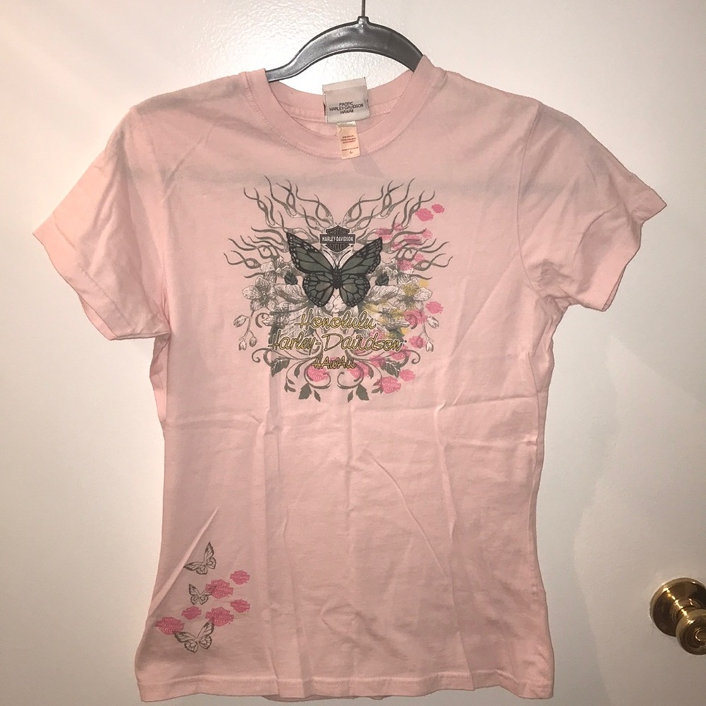 Women’s Harley-Davidson shirt. Pink. Size large.